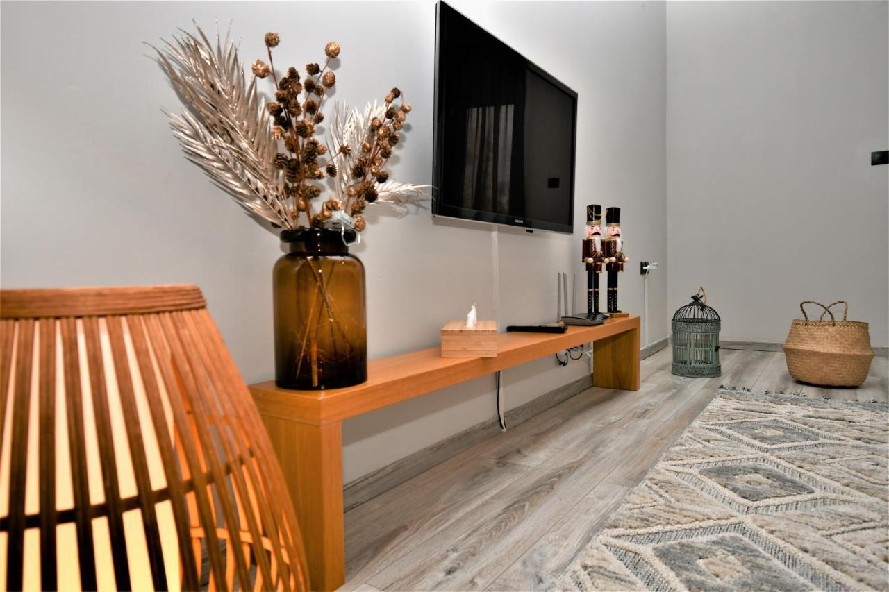 Central Cozy Apartment يانينة المظهر الخارجي الصورة